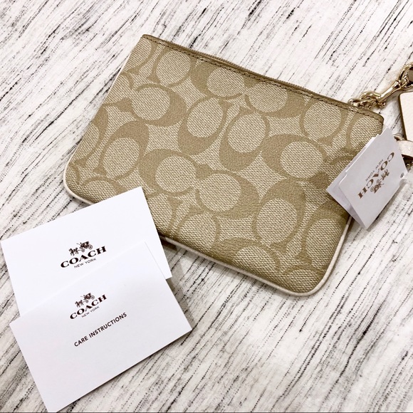 NWT Coach Cream and Gold Wristlet - Picture 3 of 5